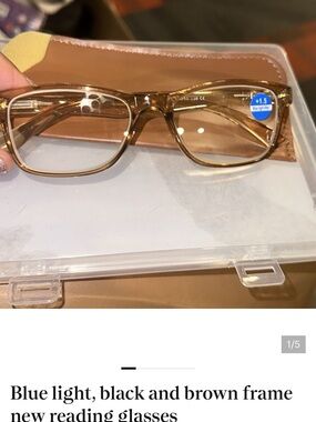 Classic Brown Reading Glasses with Blue Light Filter